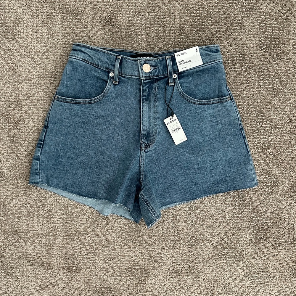Express Super High Rise Mom Shortie Shorts